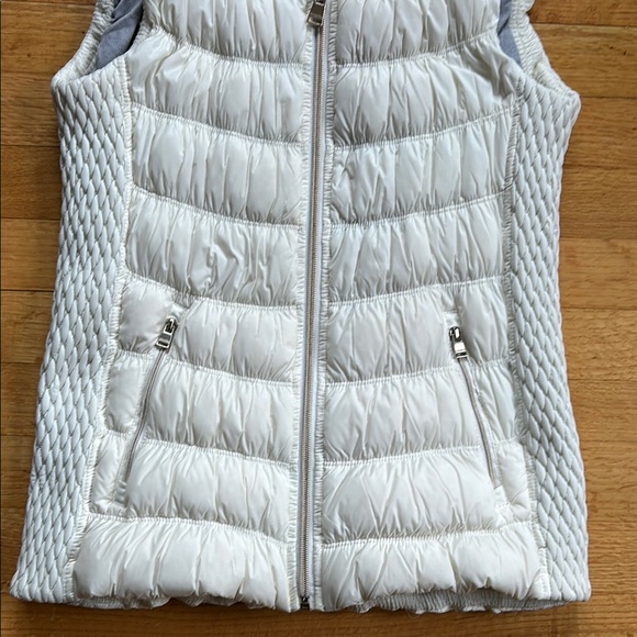 Calvin Klein Performance Off-White Stretchy Quilted Vest Medium - Picture 4 of 12